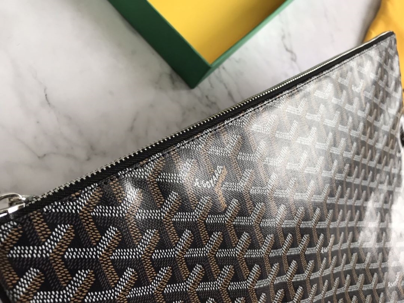 Goyard Clutch Bags